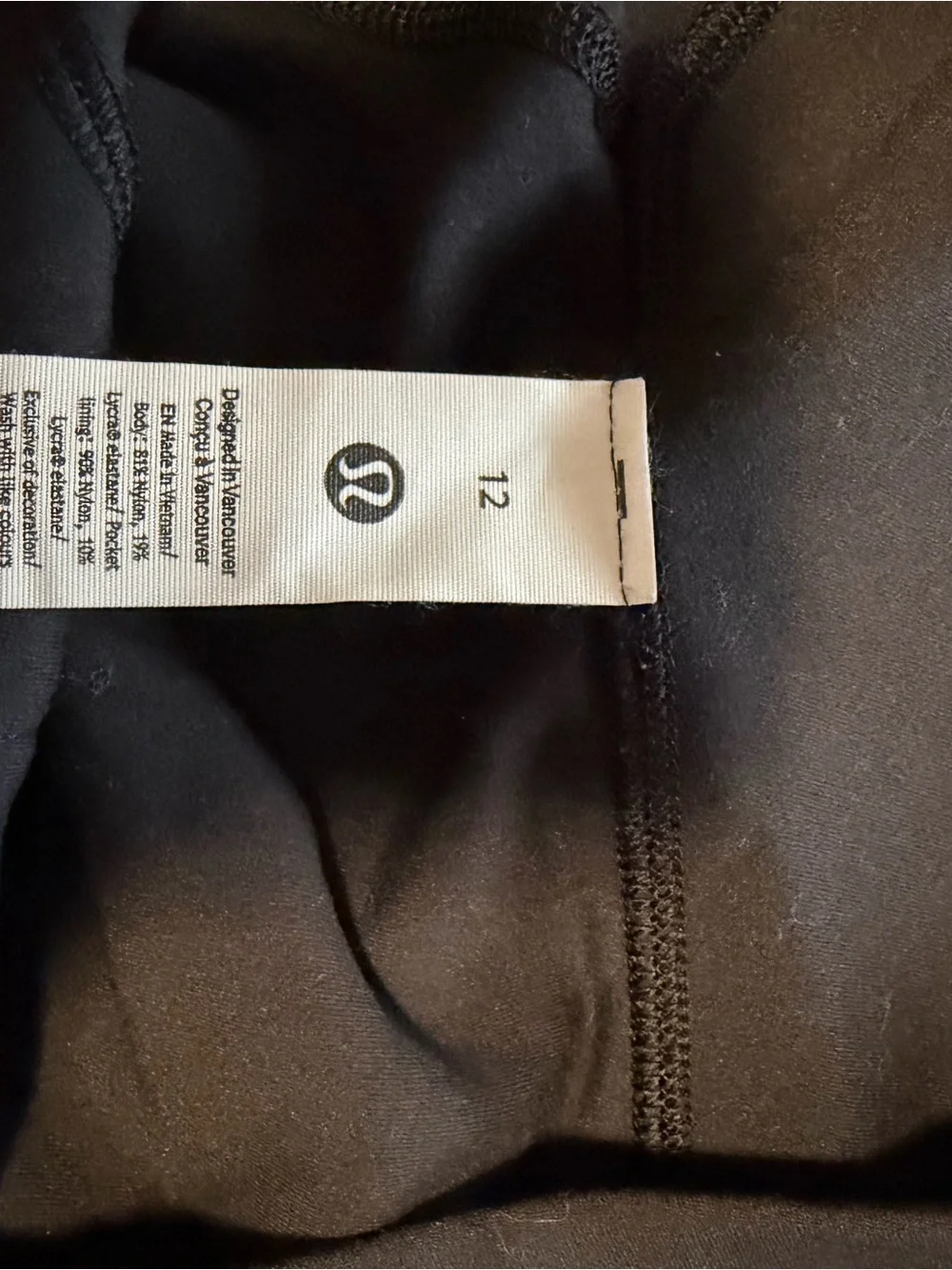 Women’s Lululemon Size 12 Black align joggers